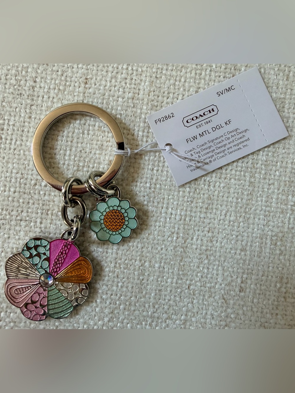 NWT Rare Vintage COACH Daisy Floral Key Ring - Mint & Multi